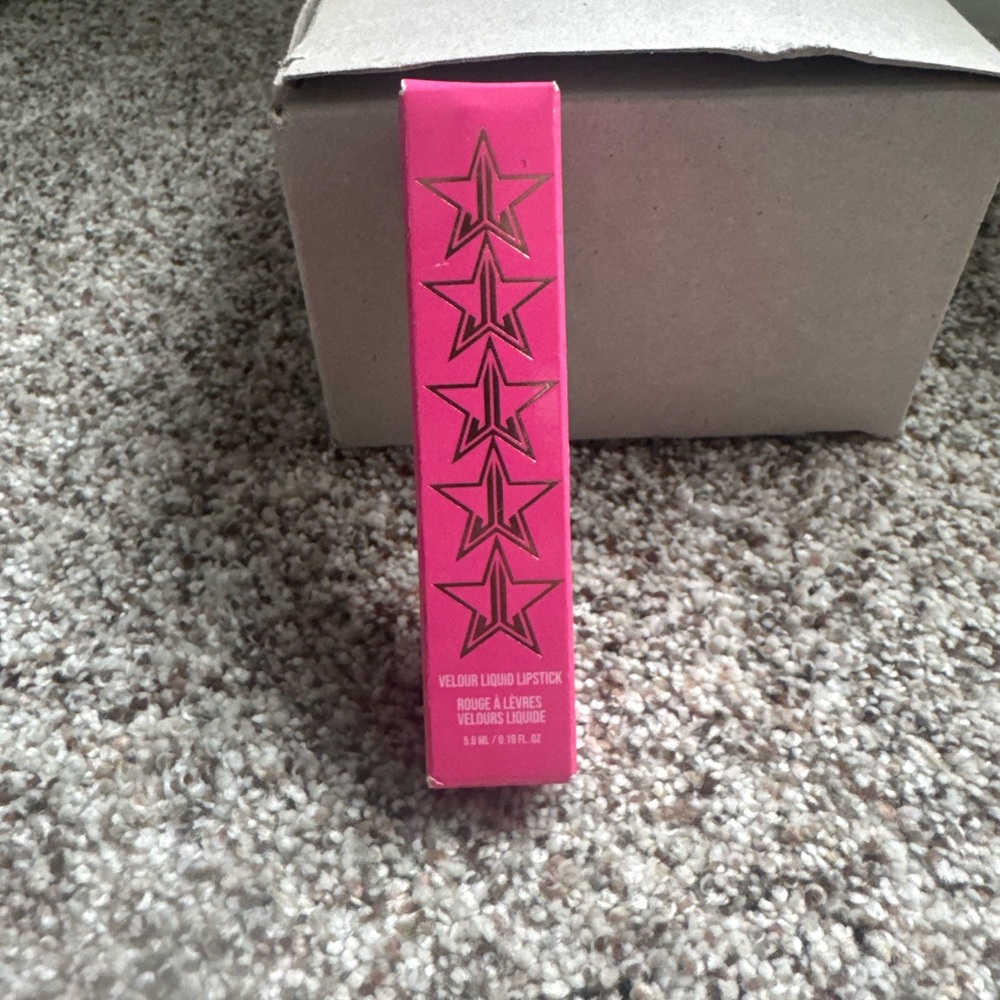 Jeffree Star Pink Star-Emblazoned Lipstick - Picture 4 of 5
